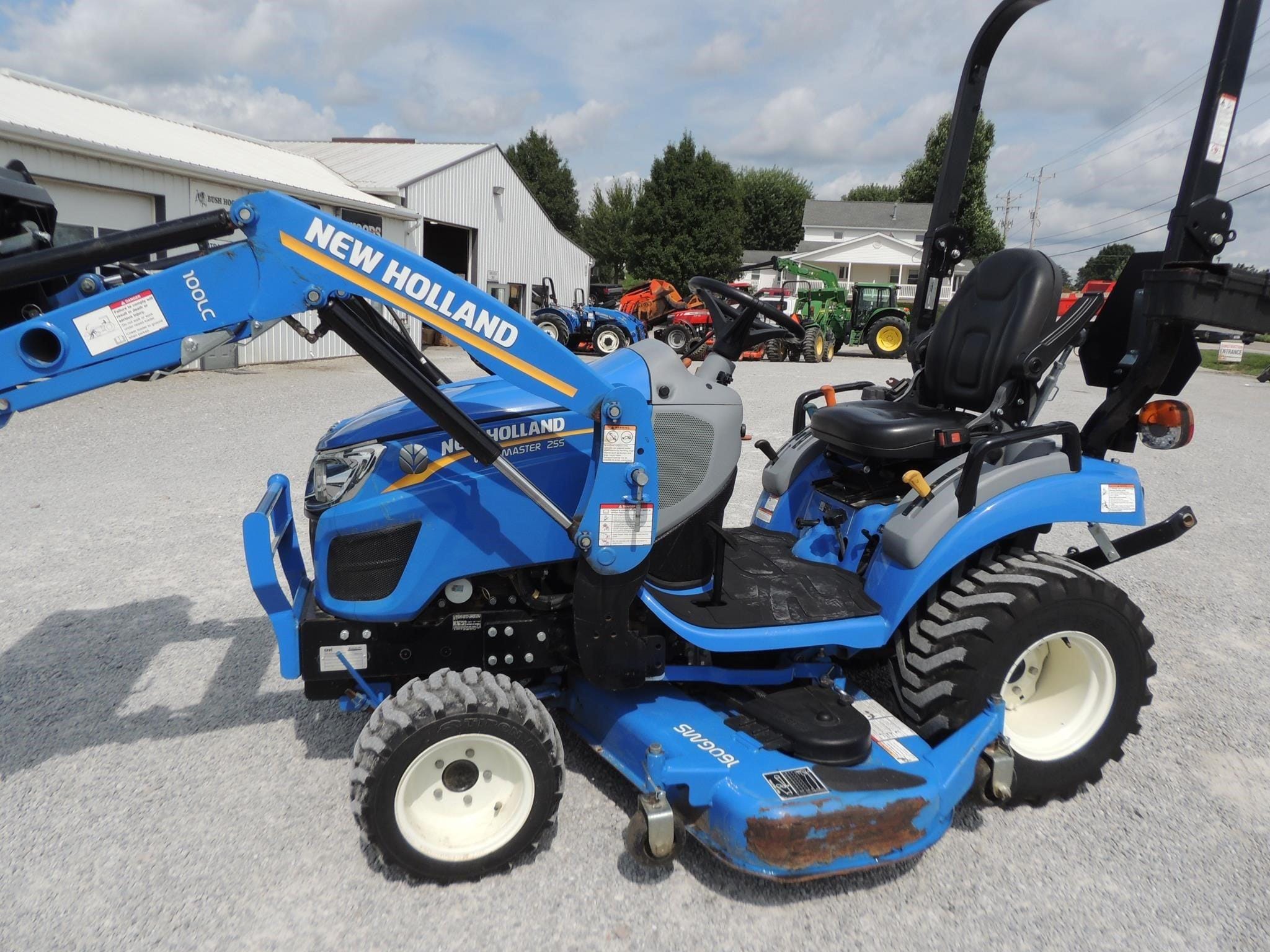2021 New Holland Workmaster 25S Equipment Image0