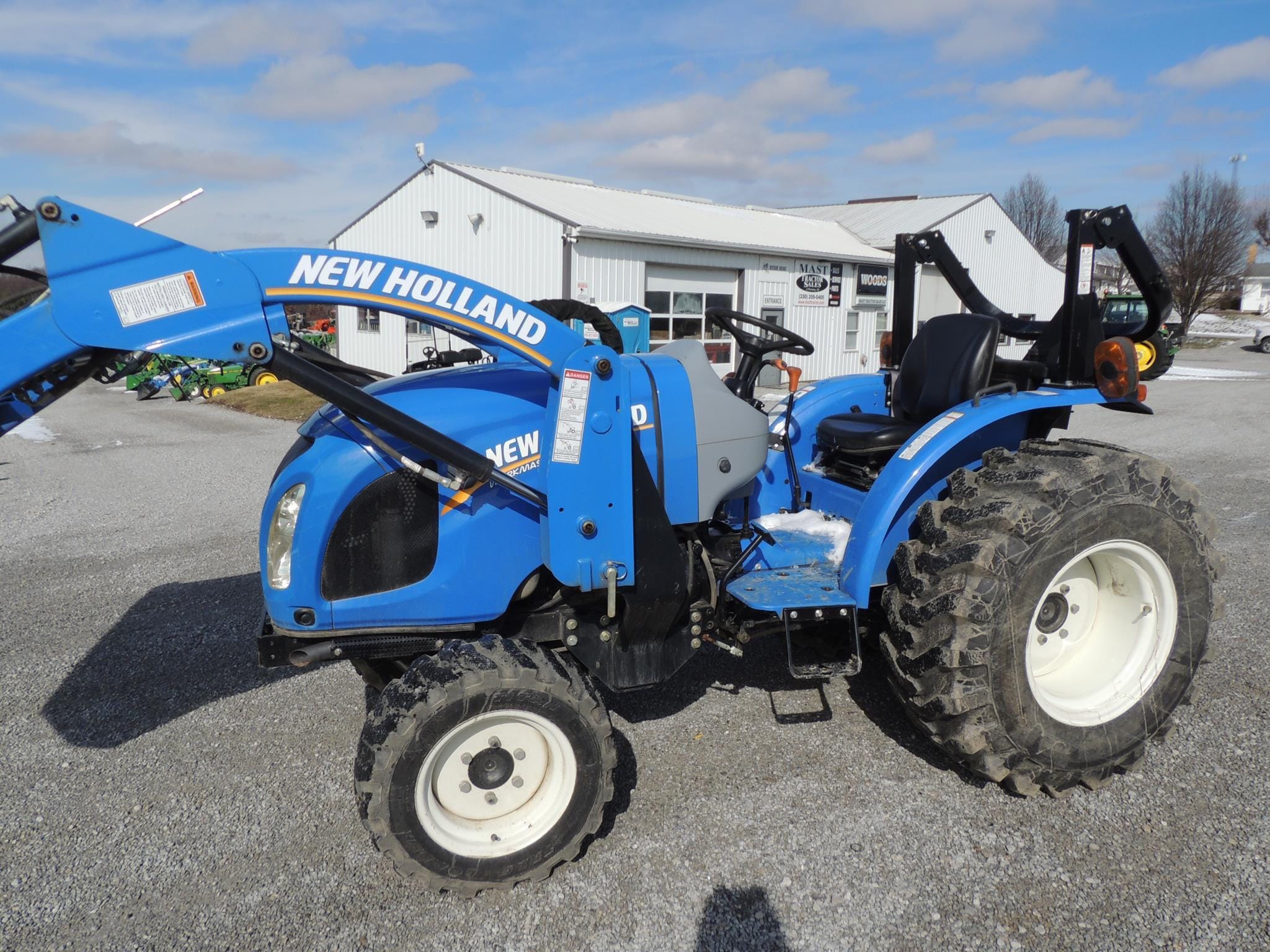 2021 New Holland Workmaster 35 Equipment Image0