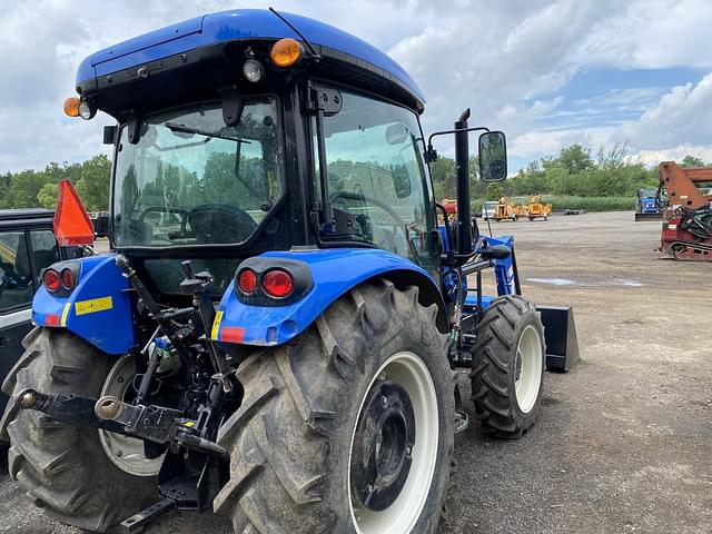 Image of New Holland Workmaster 55 equipment image 2