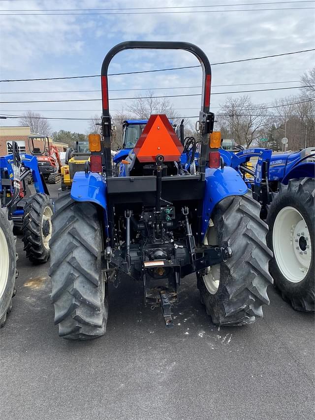 Image of New Holland Workmaster 70 equipment image 4