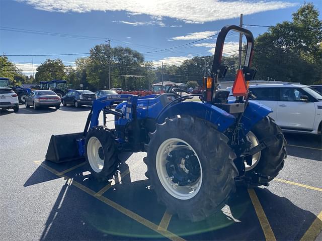 Image of New Holland Workmaster 70 equipment image 4