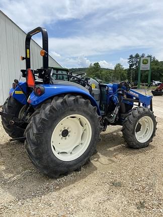 Image of New Holland Workmaster 75 equipment image 4