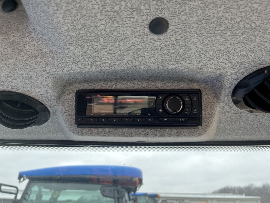 2021 New Holland Workmaster 75 Equipment Image0