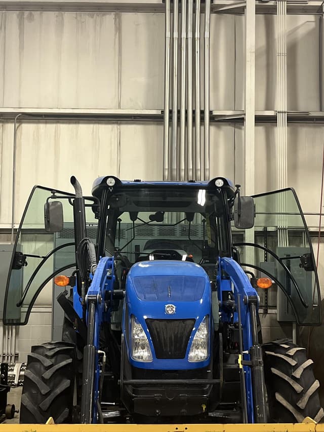 Image of New Holland Workmaster 95 equipment image 2