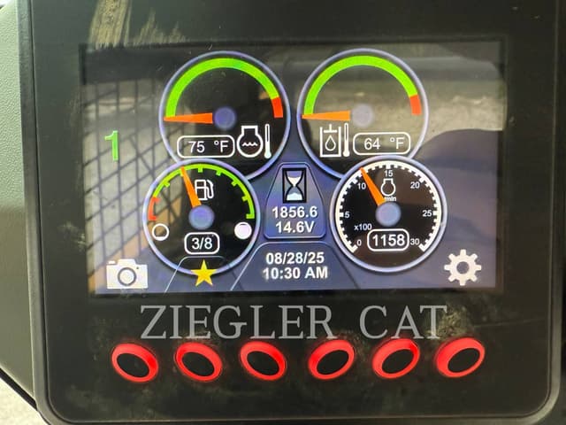 Image of Caterpillar 259D3 equipment image 4