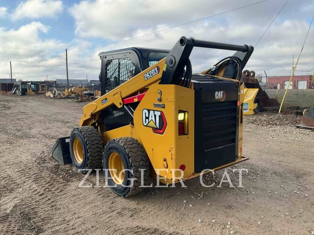 Image of Caterpillar 262D3 equipment image 3