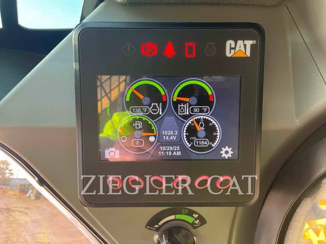 Image of Caterpillar 262D3 equipment image 4