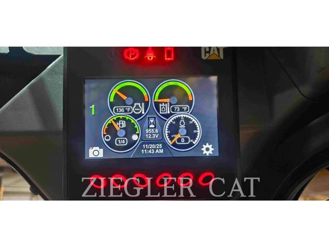 Image of Caterpillar 262D3 equipment image 4