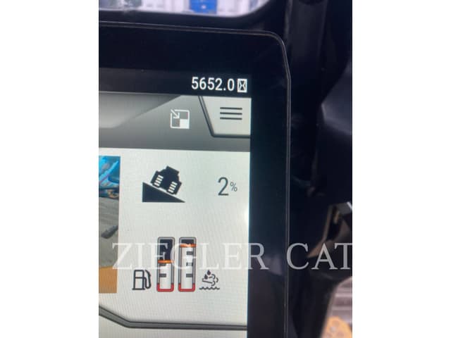 Image of Caterpillar D6XE LGP equipment image 4