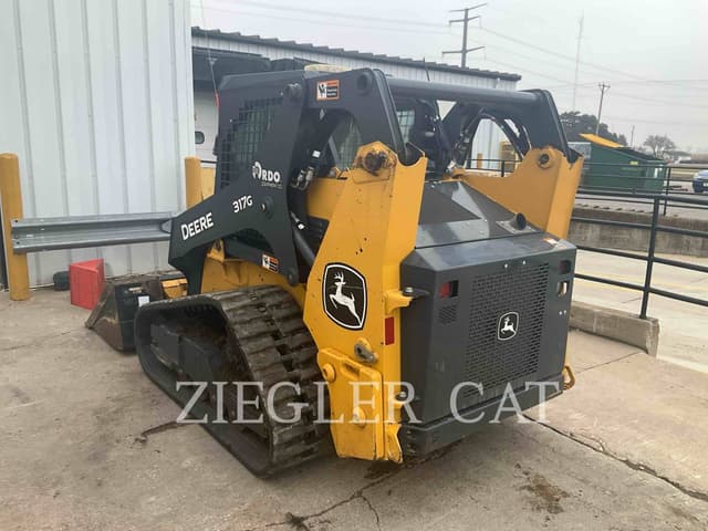 Image of John Deere 317G equipment image 3