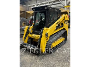 2021 Gehl RT215 Image