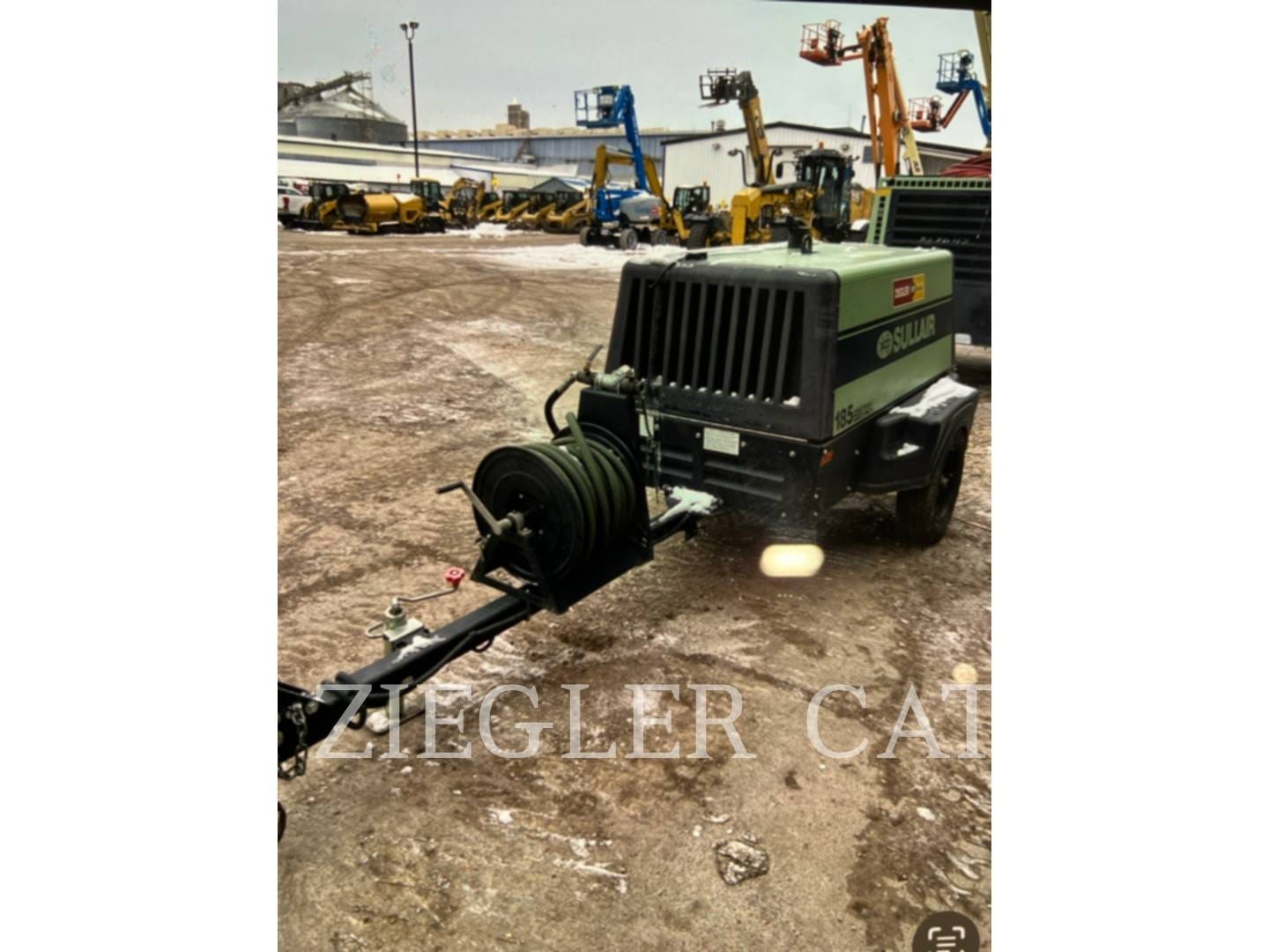 2021 Sullair 185 Equipment Image0