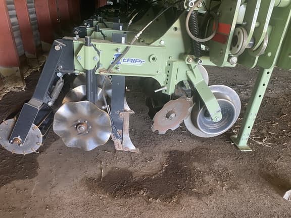 Image of Orthman 1tRIPr equipment image 4