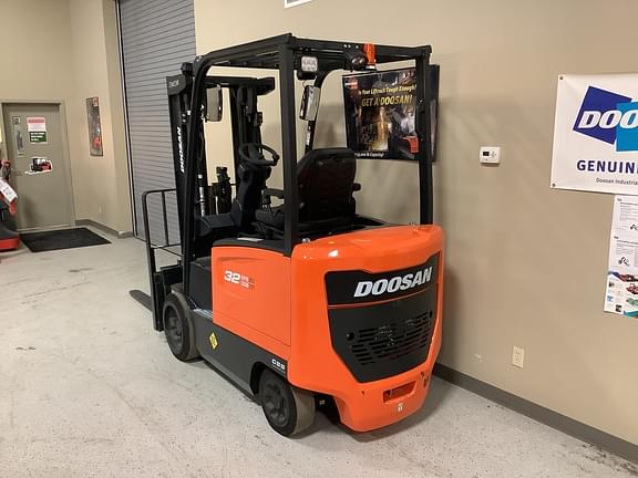 Image of  Doosan BC32S-7 Image 1