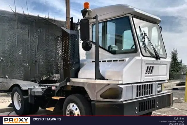 Image of Ottawa T2 4x2 equipment image 3