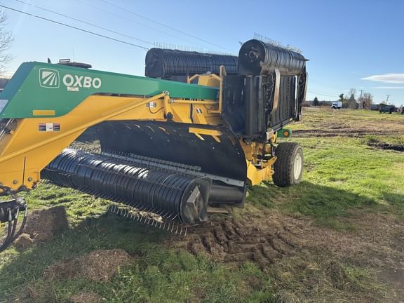 2021 Oxbo 2334 Equipment Image0