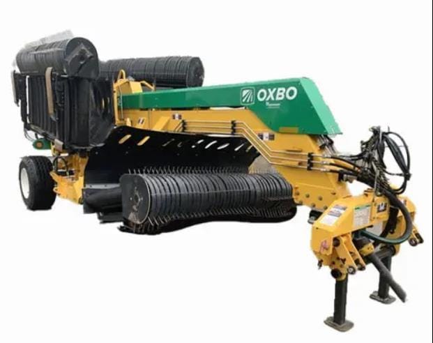 2021 Oxbo 2340 Equipment Image0