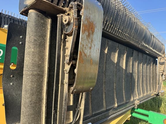 Image of Oxbo 2340 equipment image 4