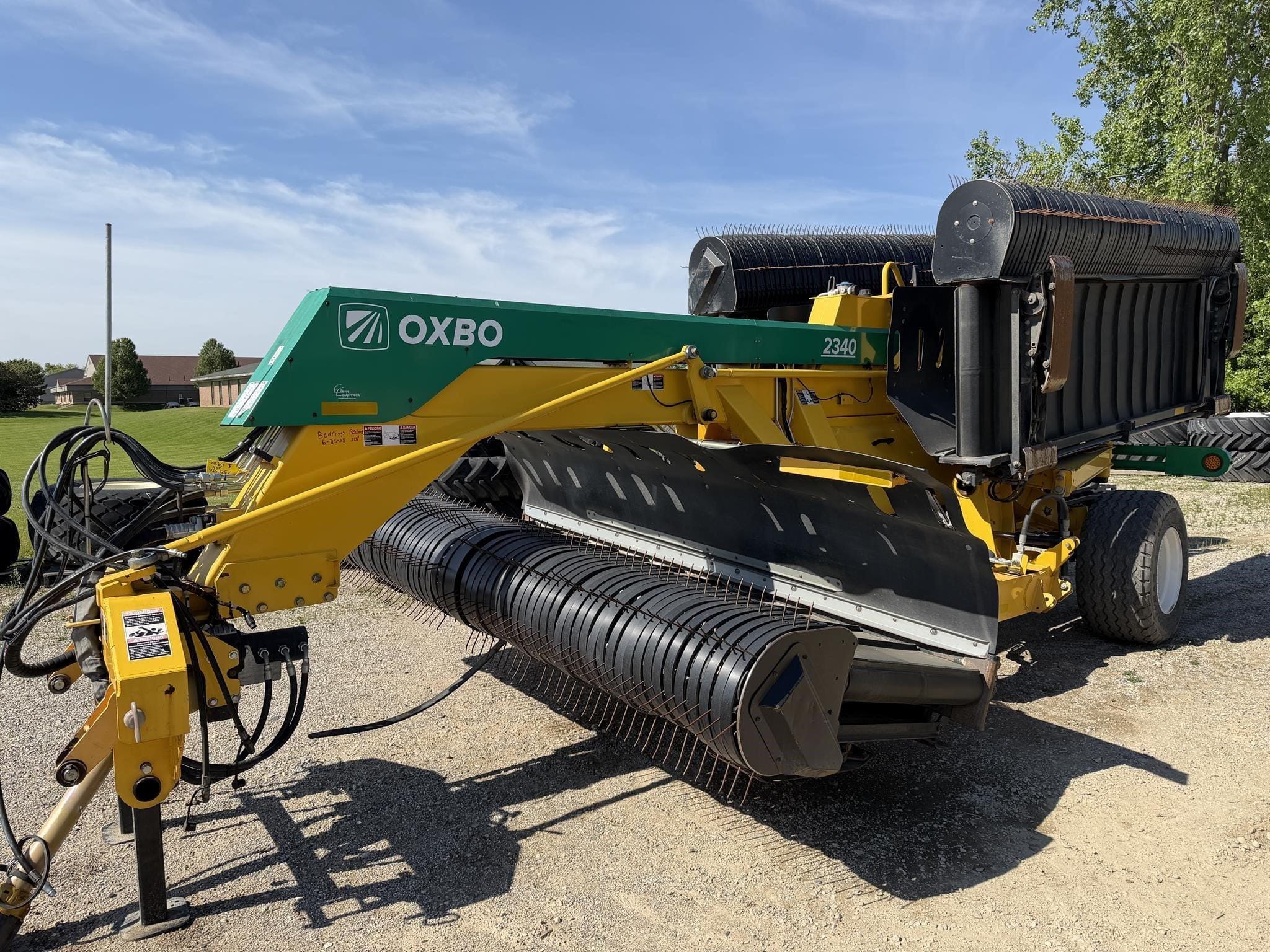 2021 Oxbo 2340 Equipment Image0
