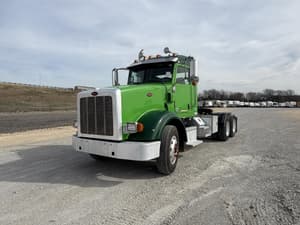 2021 Peterbilt 367 Image