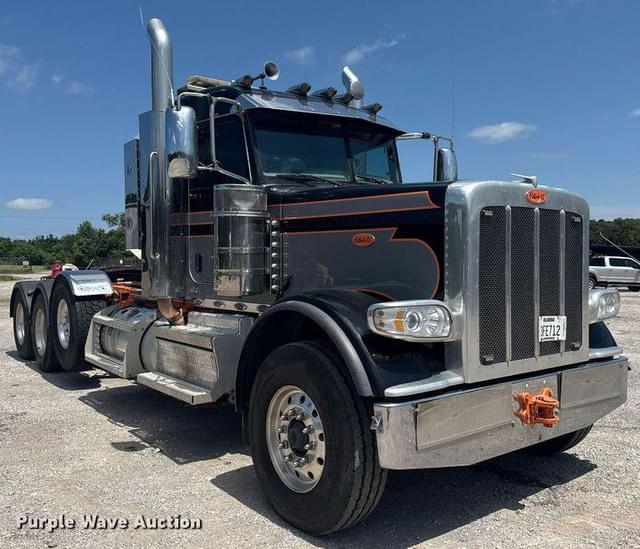 Image of Peterbilt 389 equipment image 2