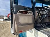 Thumbnail image Peterbilt 389 47