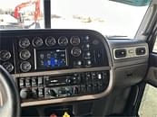 Thumbnail image Peterbilt 389 68