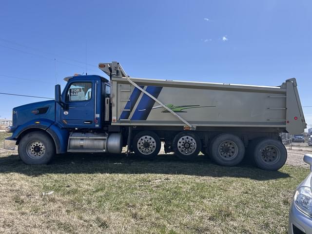 Image of Peterbilt 567 equipment image 1