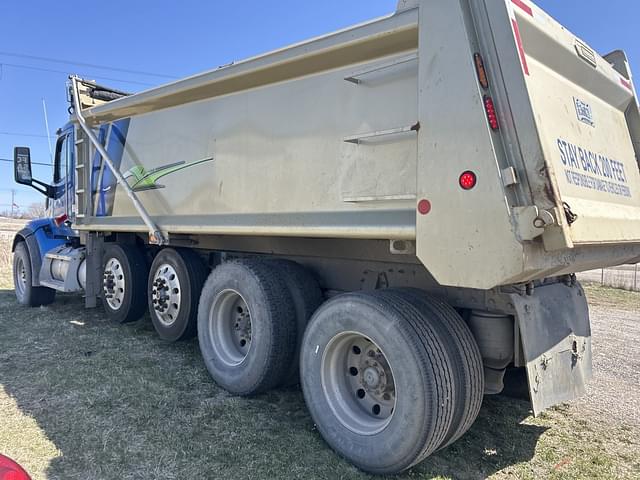 Image of Peterbilt 567 equipment image 2