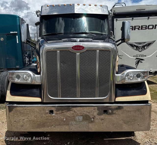Image of Peterbilt 567 equipment image 1