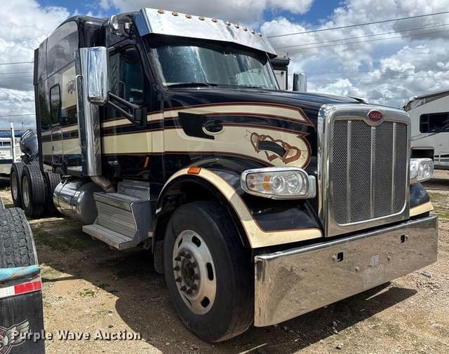 Image of Peterbilt 567 equipment image 2