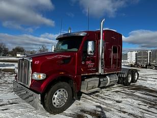 Main image Peterbilt 567