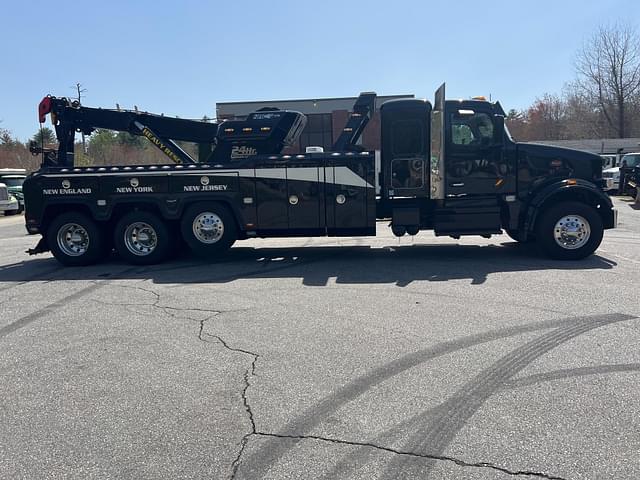 Image of Peterbilt 567 equipment image 3