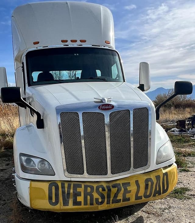 Image of Peterbilt 579 equipment image 1