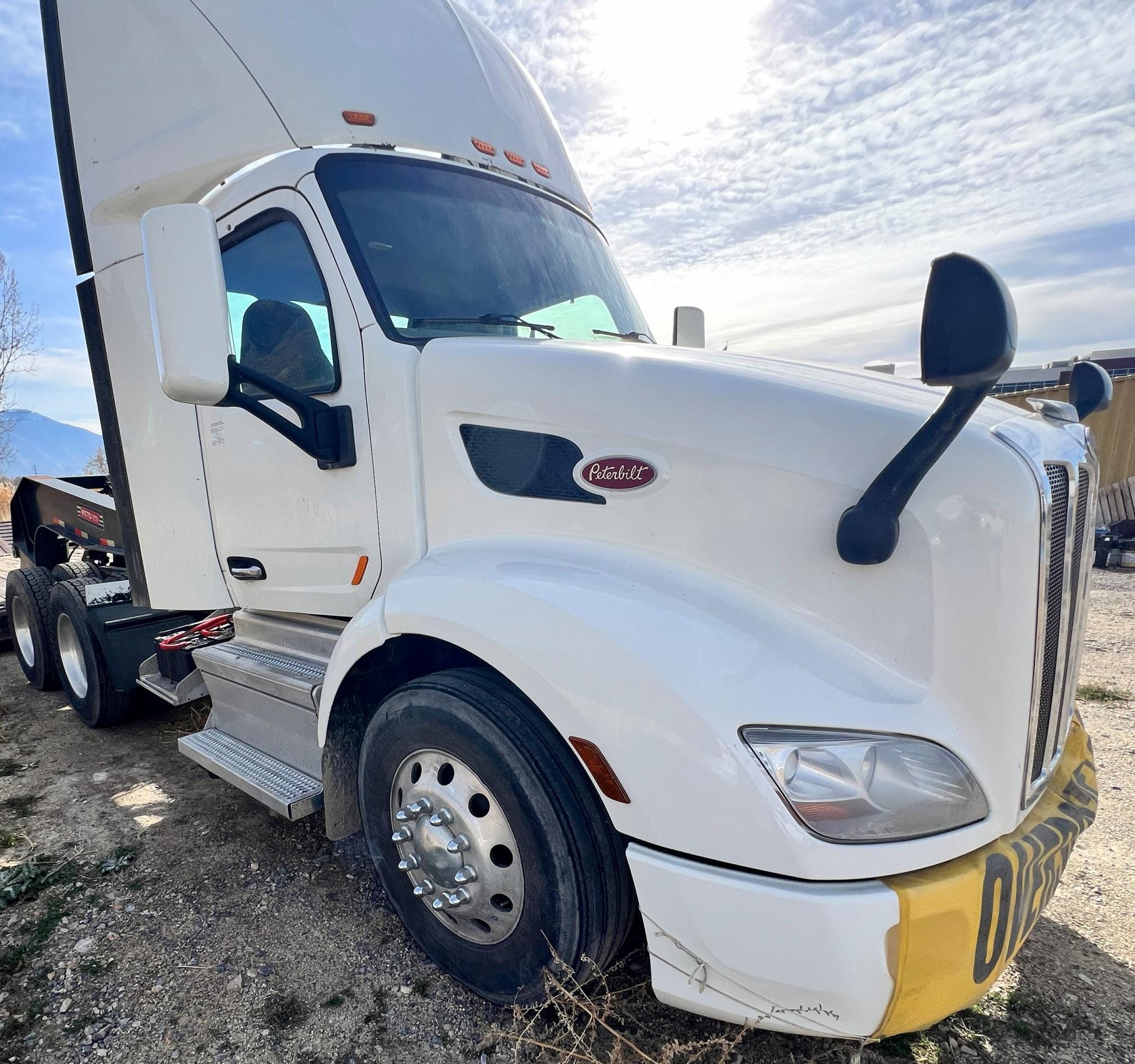 2021 Peterbilt 579 Equipment Image0