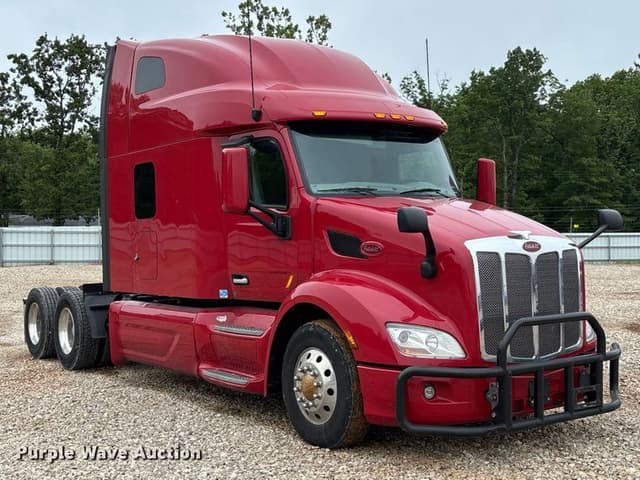 Image of Peterbilt 579 equipment image 3