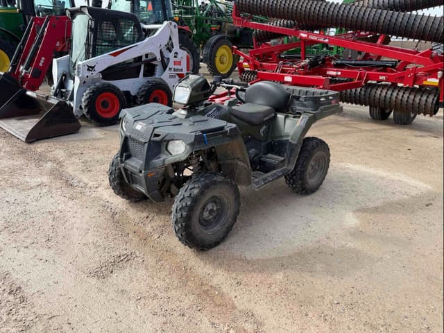 Image of Polaris Sportsman 570 equipment image 2