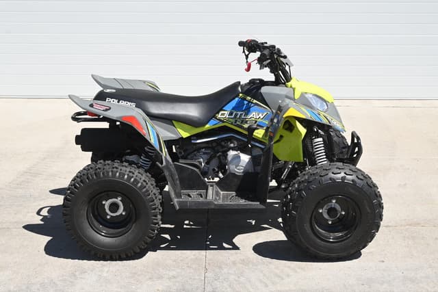 Image of Polaris Outlaw 110 equipment image 1