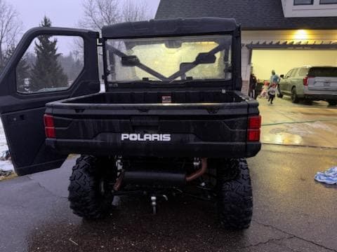 Image of Polaris Ranger 1000 equipment image 2