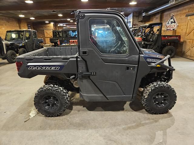 Image of Polaris Ranger XP 1000 equipment image 2