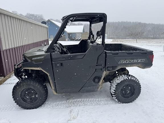 Image of Polaris Ranger XP 1000 equipment image 2
