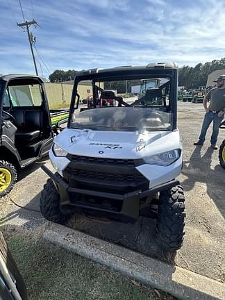 Image of Polaris Ranger XP 1000 equipment image 2