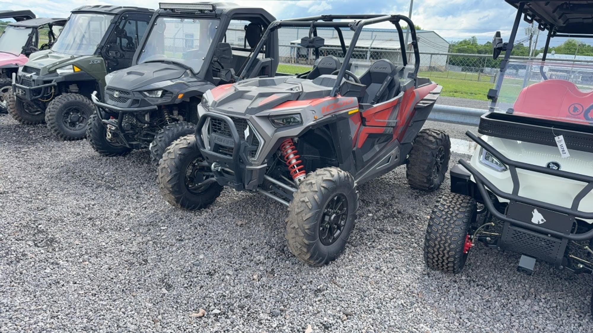 2021 Polaris RZR 1000 Equipment Image0
