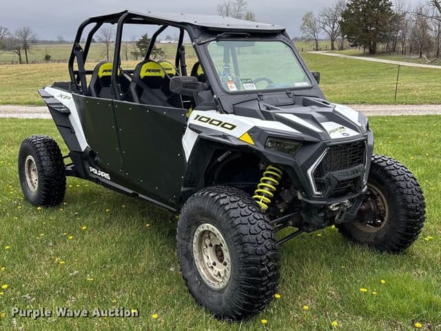 Image of Polaris RZR XP 1000 equipment image 2