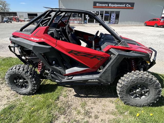 Image of Polaris RZR Pro XP equipment image 4