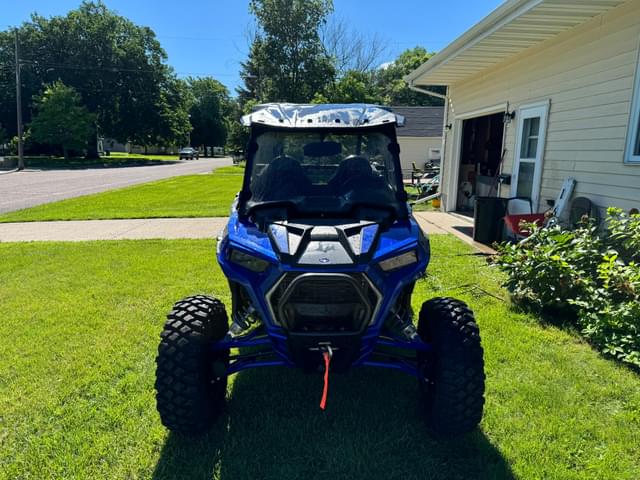 Image of Polaris RZR XP 1000 equipment image 1