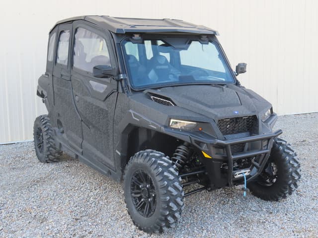 Image of Polaris Ranger XP 1000 equipment image 1
