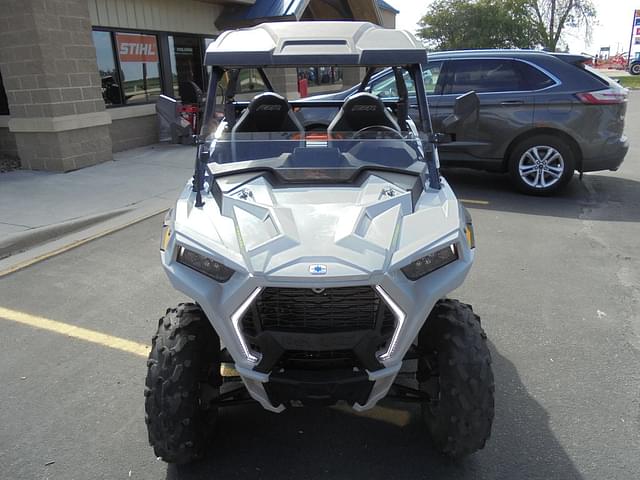 Image of Polaris RZR Trail Ultimate equipment image 1