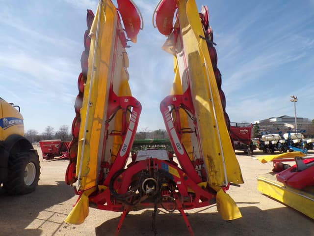 Image of Pottinger Novacat 351 equipment image 2