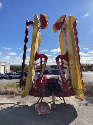 2021 Pottinger Novacat A10 Equipment Image0